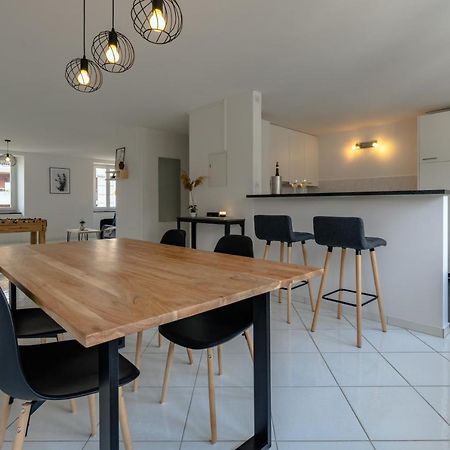 Apartment In The City Center With Free Parking Бил Екстериор снимка
