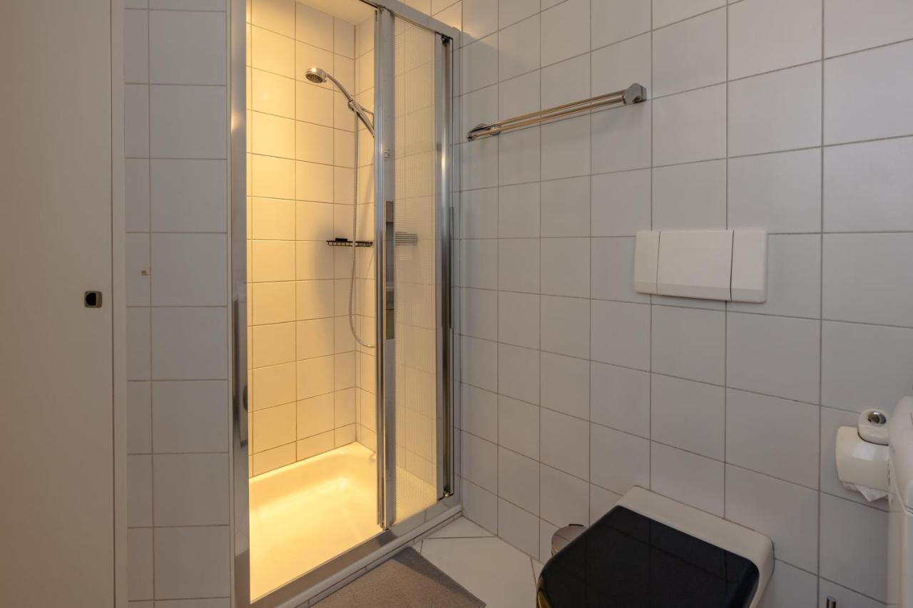 Apartment In The City Center With Free Parking Бил Екстериор снимка