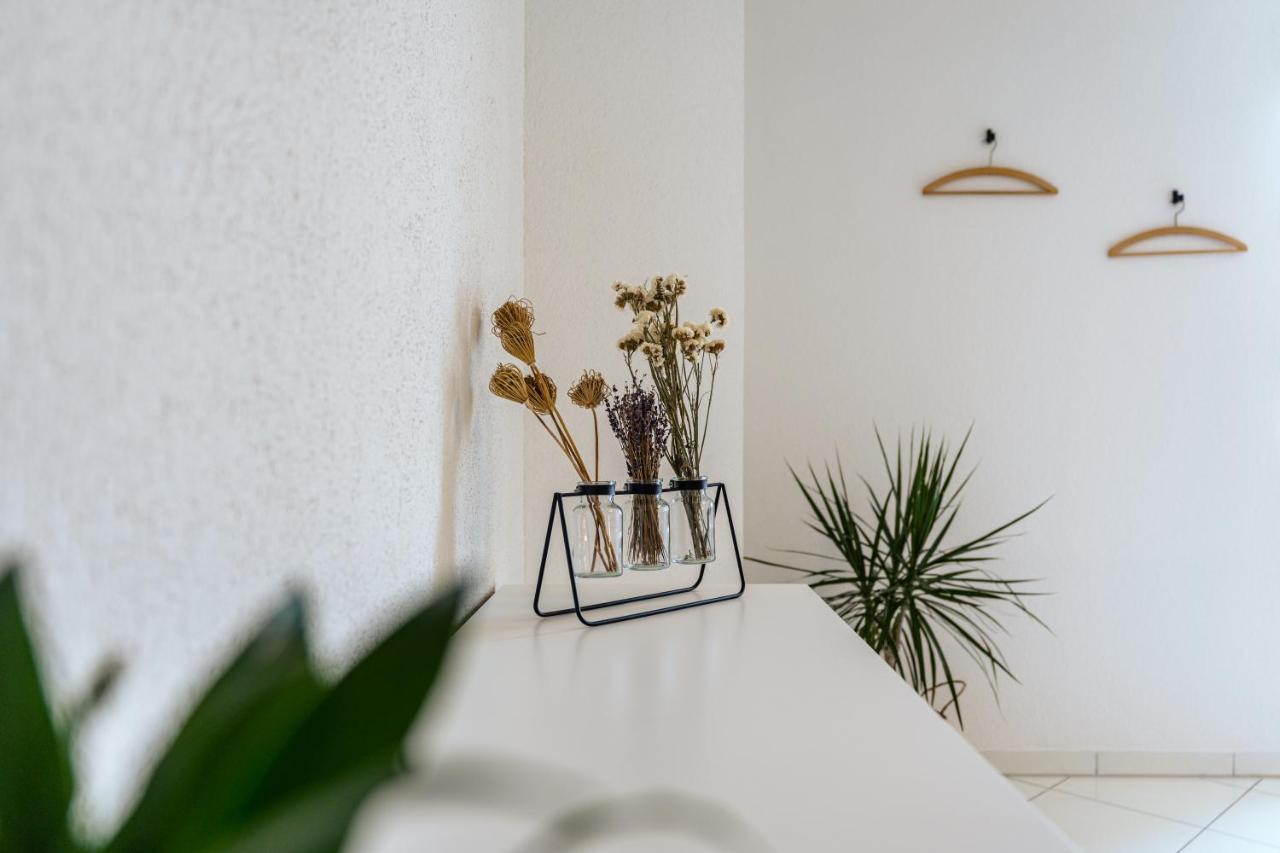 Apartment In The City Center With Free Parking Бил Екстериор снимка