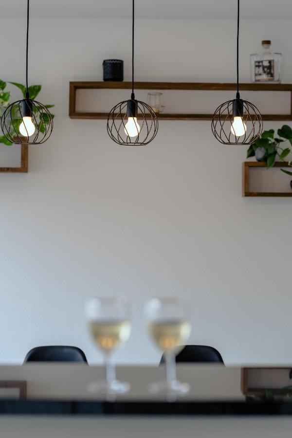 Apartment In The City Center With Free Parking Бил Екстериор снимка